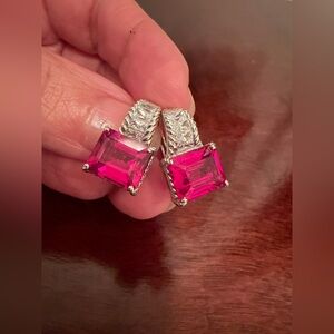 NWOT JUDITH RIPKA STERLING
SILVER PIERCED EARRINGS